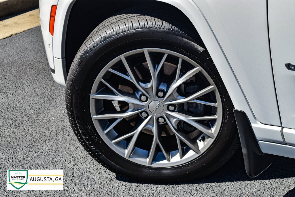 2023 Jeep Grand Cherokee L Summit