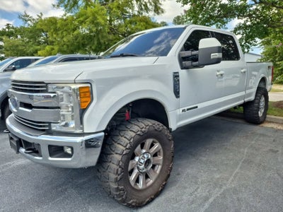 2017 Ford Super Duty F-250 SRW Lariat