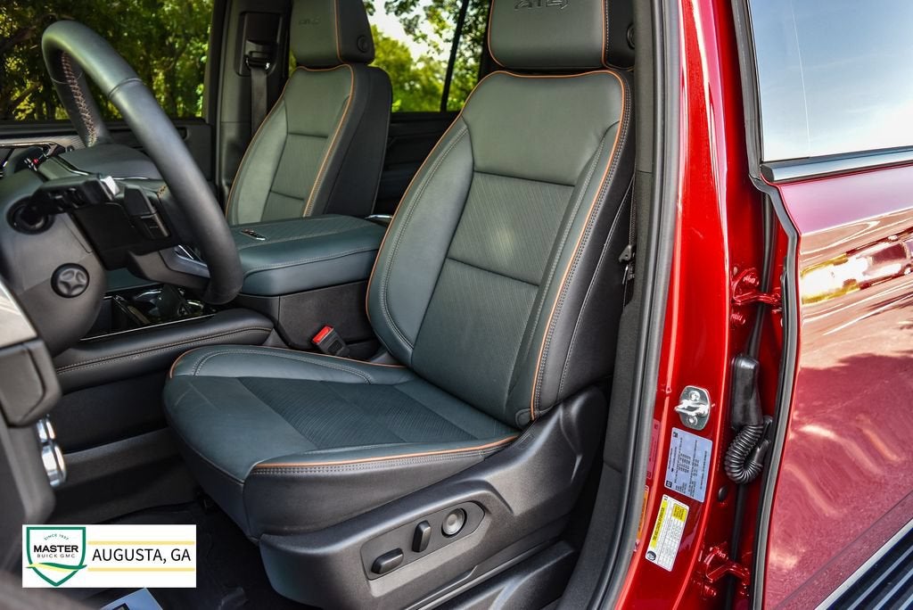 2025 GMC Yukon XL AT4