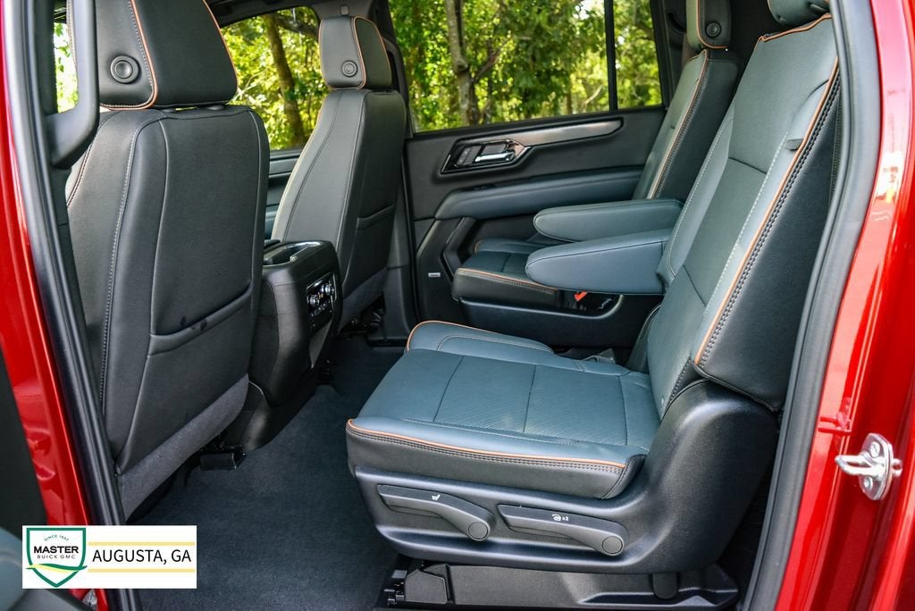 2025 GMC Yukon XL AT4