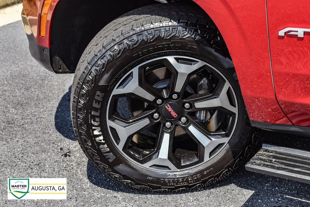 2025 GMC Yukon XL AT4