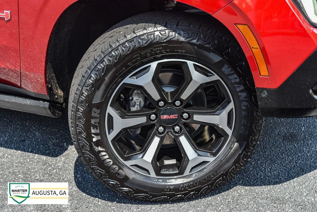 2025 GMC Yukon XL AT4