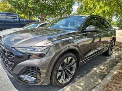 2025 Audi Q8 Premium Plus