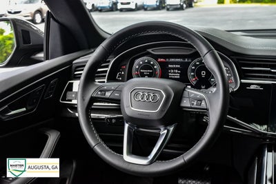 2025 Audi Q8 Premium Plus