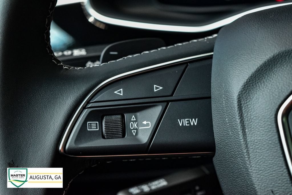 2025 Audi Q8 Premium Plus