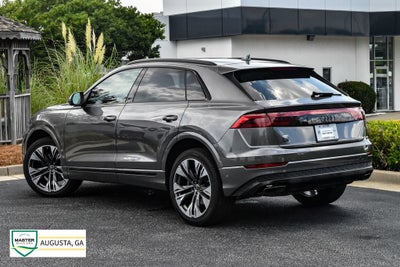 2025 Audi Q8 Premium Plus