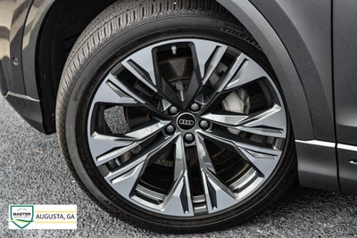2025 Audi Q8 Premium Plus