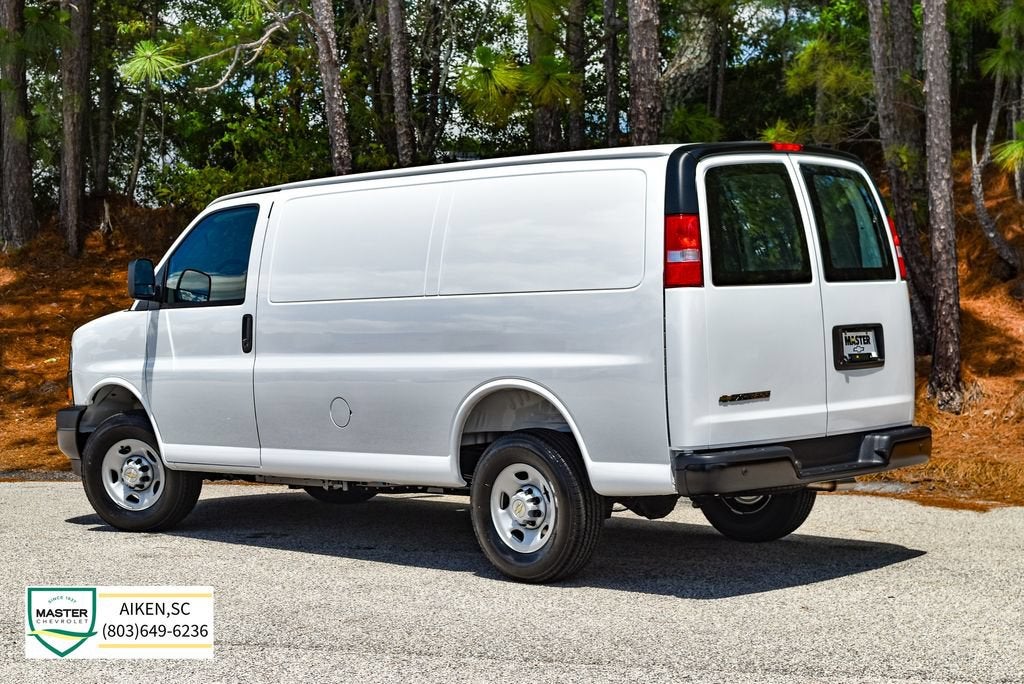 2026 Chevrolet Express Cargo WT