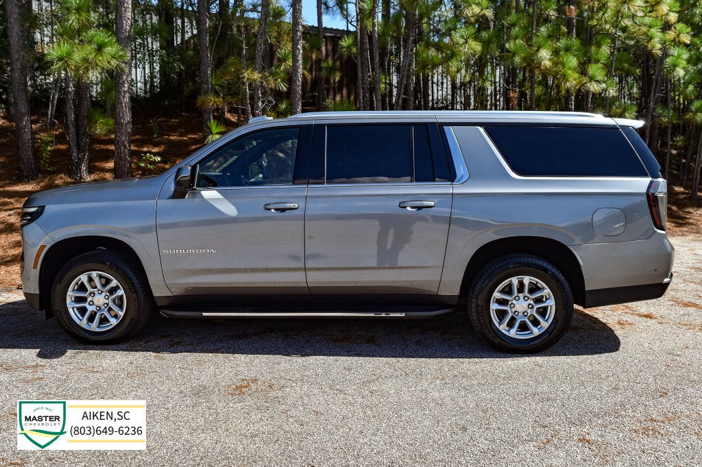 2026 Chevrolet Suburban LT