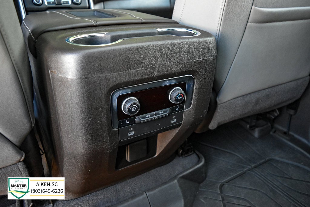 2022 Chevrolet Suburban LT