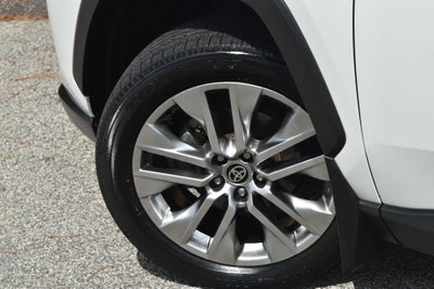 2024 Toyota RAV4 XLE Premium