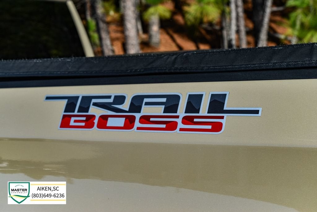 2022 Chevrolet Silverado 1500 Custom Trail Boss