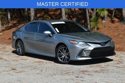 2021 Toyota Camry Hybrid XLE