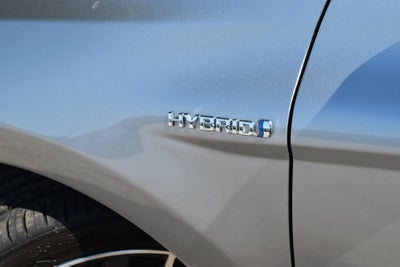 2021 Toyota Camry Hybrid XLE