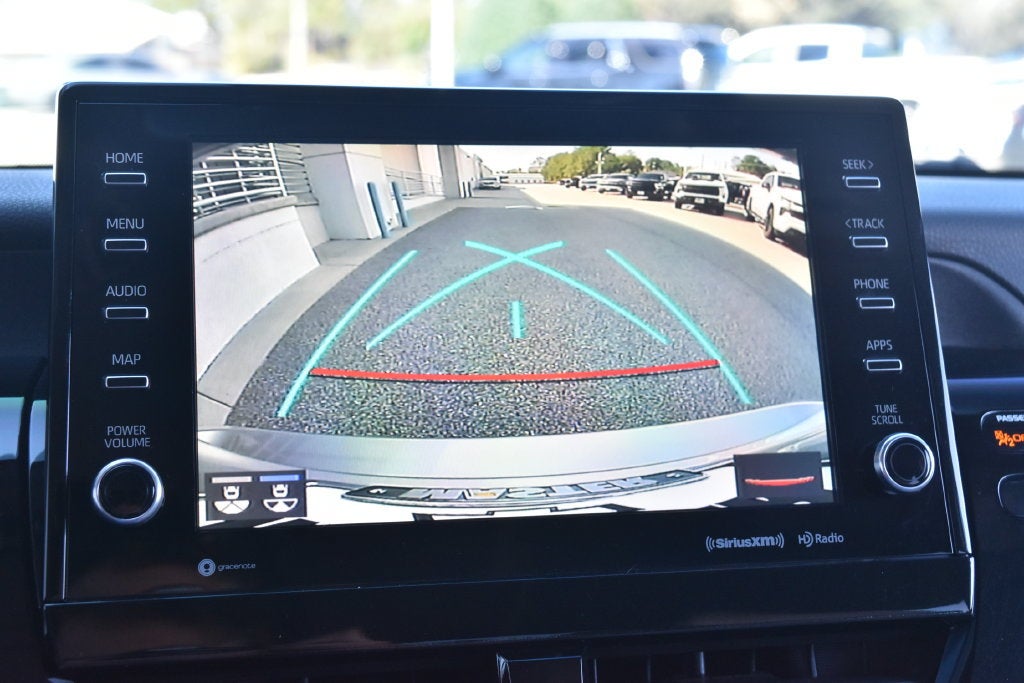 2021 Toyota Camry Hybrid XLE