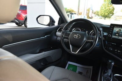 2021 Toyota Camry Hybrid XLE
