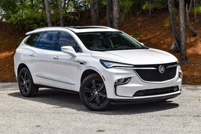2024 Buick Enclave Essence