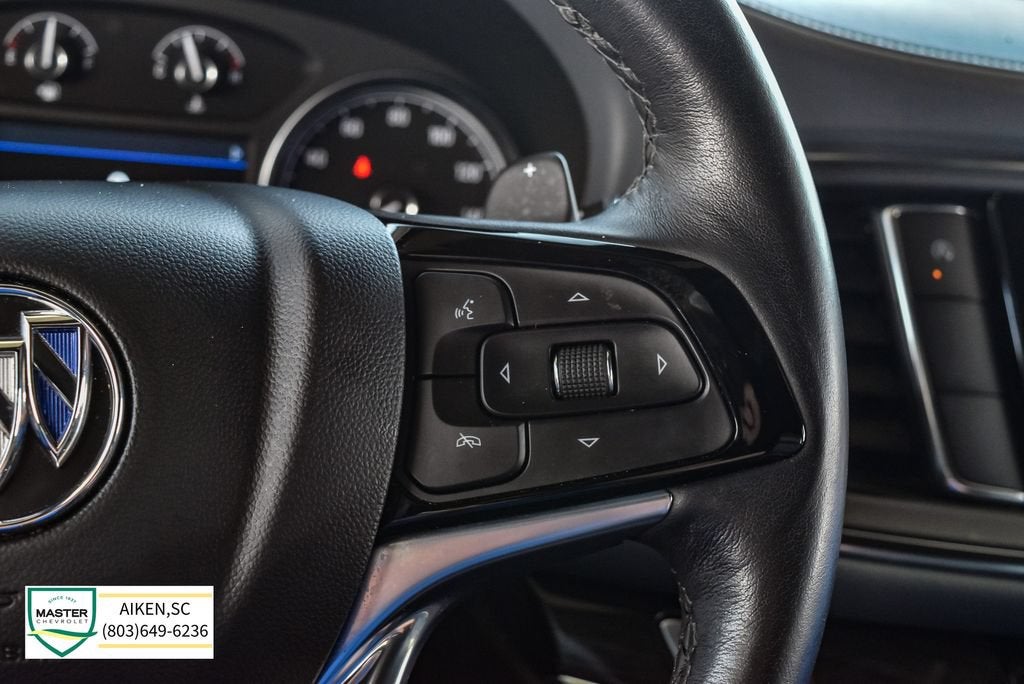 2023 Buick Enclave Essence
