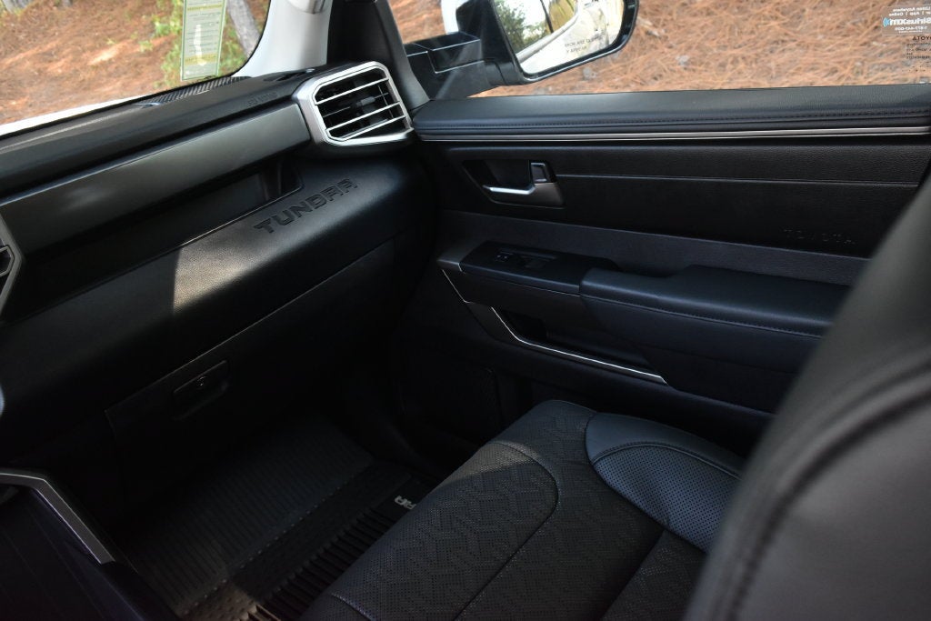 2023 Toyota Tundra 4WD SR5