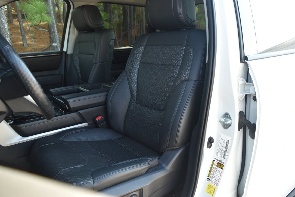 2023 Toyota Tundra 4WD SR5