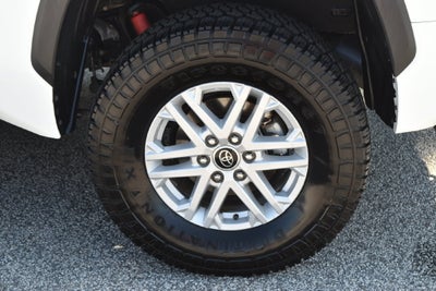 2023 Toyota Tundra 4WD SR5